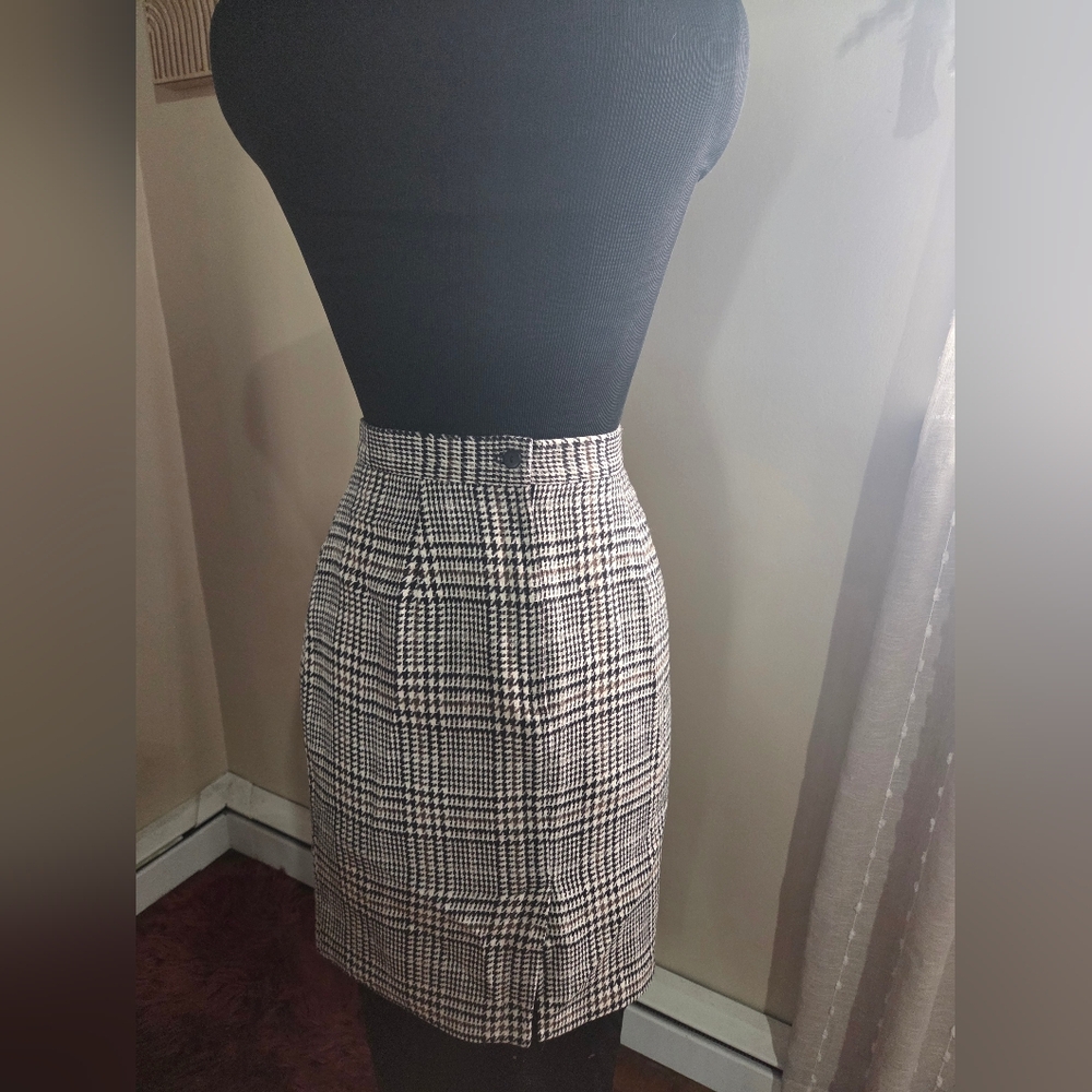 Classic Black & White Plaid Pencil Skirt 100% Wool Vtg Size 12 - Picture 5 of 6